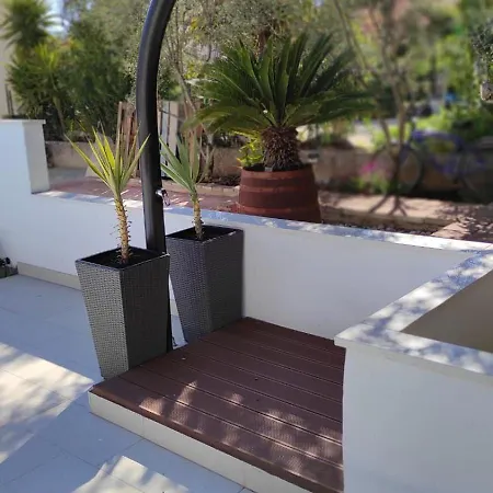 Komplex Oliva Mit Pool Und Grossem Garten Holiday home *