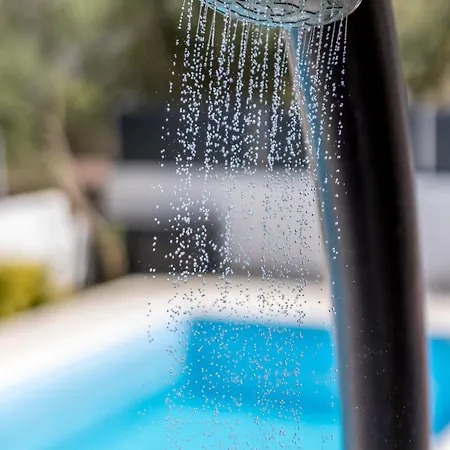 Komplex Oliva Mit Pool Und Grossem Garten Stari Grad (Hvar)