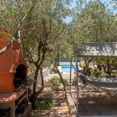 Komplex Oliva Mit Pool Und Grossem Garten Holiday home Stari Grad (Hvar)